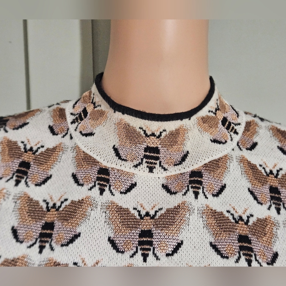 Anthropologie x Sarah Gordon Maria Mock Neck Sweater Tank–Bee Print Metallic. M - Picture 10 of 16